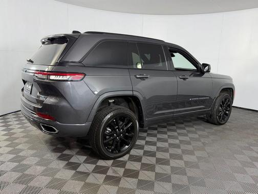 2023 Jeep Grand Cherokee 4xe Overland