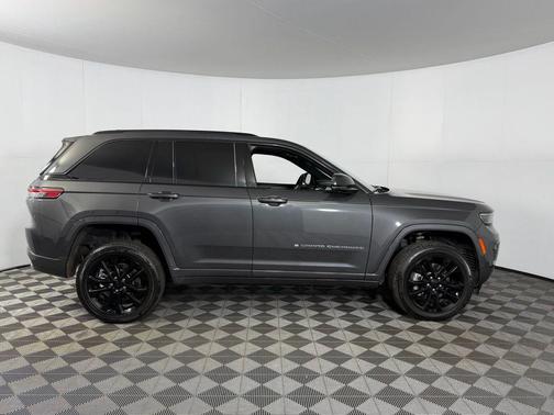 2023 Jeep Grand Cherokee 4xe Overland