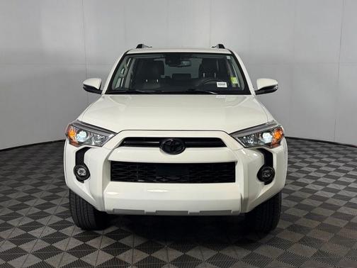 Ice Cap 2023 Toyota 4Runner SR5 Premium