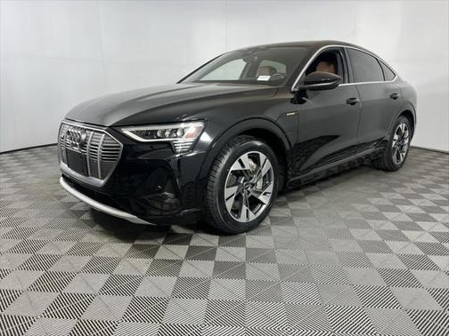 2022 Audi e-tron Sportback S line Premium