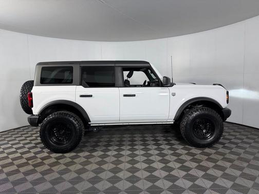 Oxford White 2025 Ford Bronco Big Bend