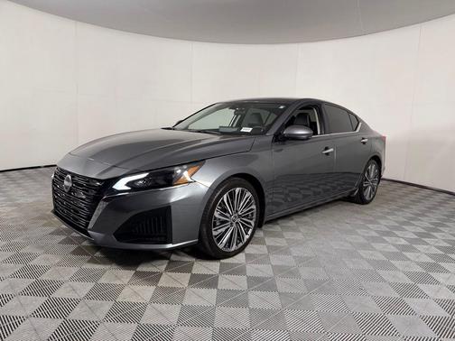 2025 Nissan Altima 2.5 SL