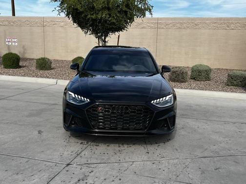 2023 Audi S4 Premium Plus TFSI quattro Tiptronic