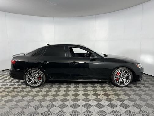 2023 Audi S4 Premium Plus TFSI quattro Tiptronic