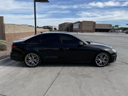 2023 Audi S4 Premium Plus TFSI quattro Tiptronic