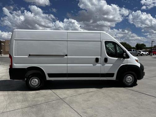 2025 RAM ProMaster 2500 Tradesman