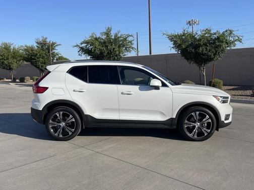2021 Volvo XC40 T5 Inscription