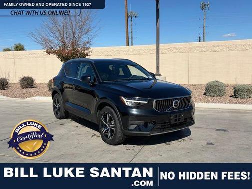 2025 Volvo XC40 B5 Core Bright Theme