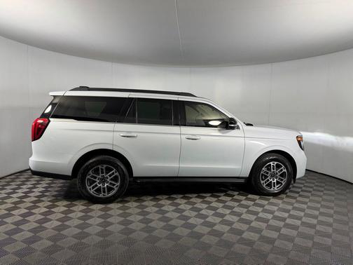 Silver Metallic 2025 Ford Expedition Active