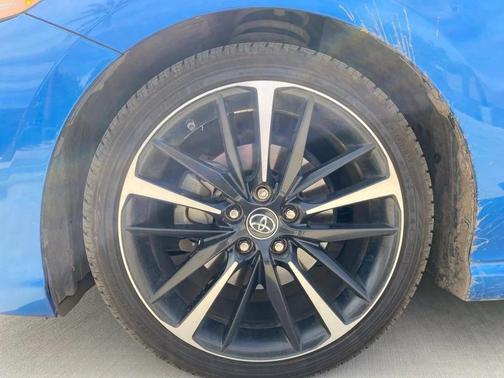 Blue 2019 Toyota Camry XSE