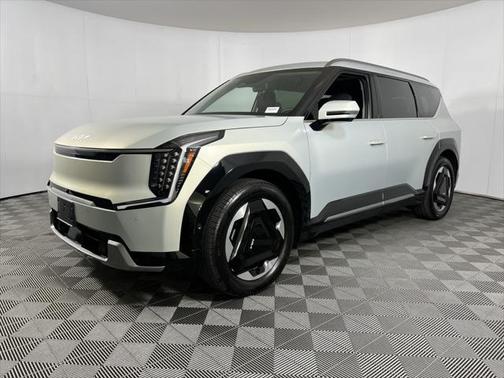 2024 Kia EV9 Land