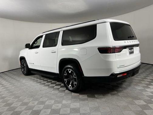 2023 Jeep Wagoneer L Series III 4x4