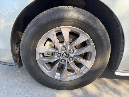 Celestial Silver Metallic 2021 Toyota Sienna LE