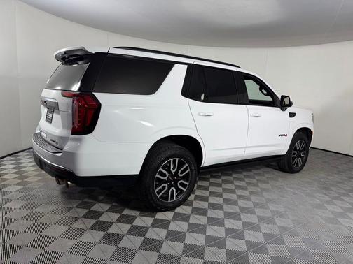 2024 GMC Yukon 4WD AT4