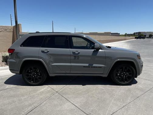2019 Jeep Grand Cherokee Altitude
