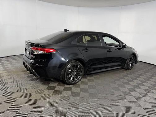 2024 Toyota Corolla Hybrid SE