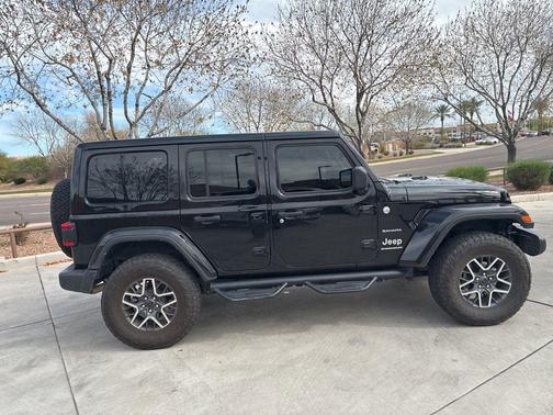 2024 Jeep Wrangler 4-Door Sahara 4x4