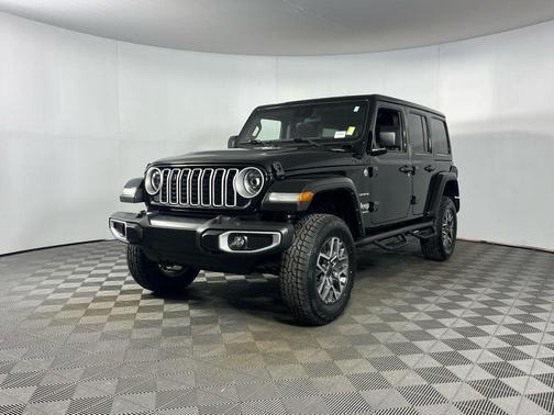 2024 Jeep Wrangler 4-Door Sahara 4x4