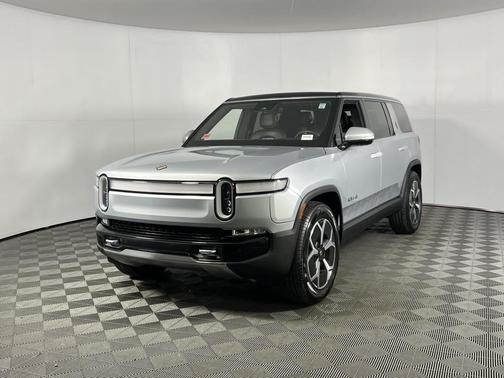 2024 Rivian R1S Adventure