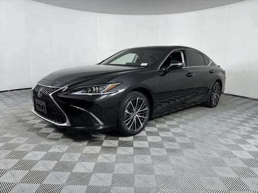 2024 Lexus ES 300h Base