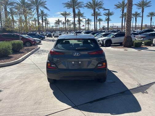 2021 Hyundai KONA SE