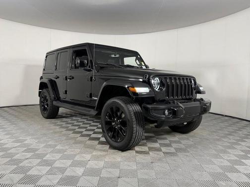 Black Clearcoat 2021 Jeep Wrangler Unlimited Sahara