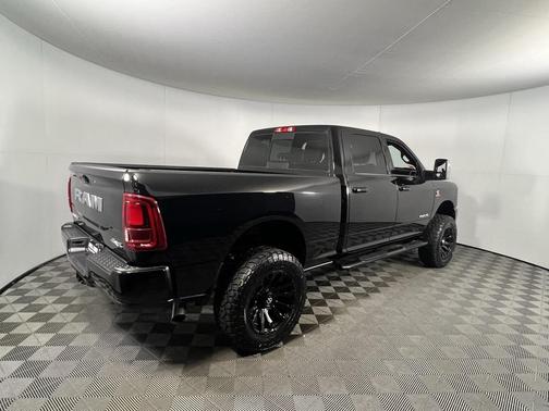 2025 RAM 2500 Laramie Crew Cab 4x4 6'4' Box