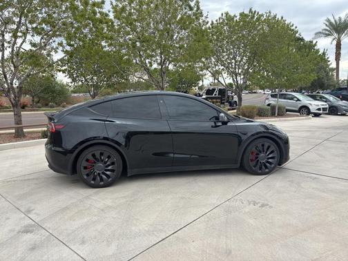 2024 Tesla Model Y Performance Dual Motor All-Wheel Drive