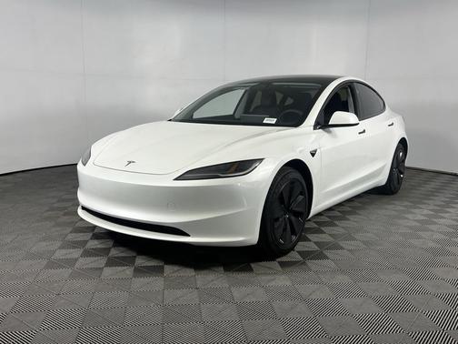 2025 Tesla Model 3 Long Range
