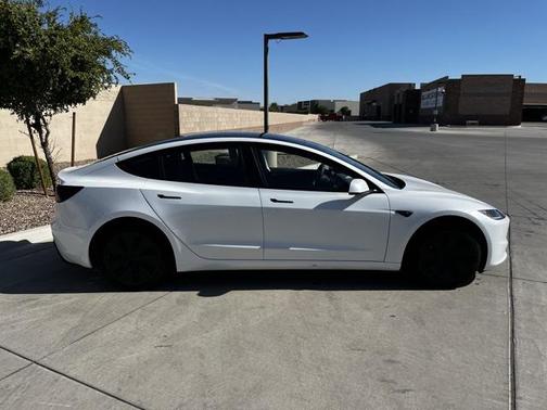 2025 Tesla Model 3 Long Range