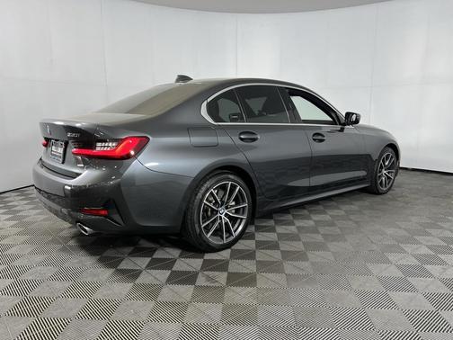 2020 BMW 330 330i