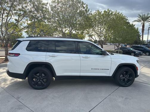 2021 Jeep Grand Cherokee L Altitude