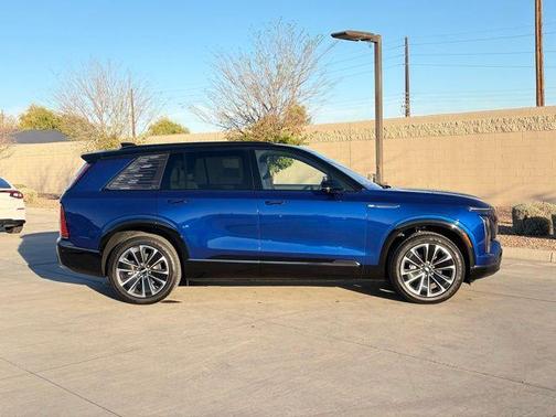 2026 Cadillac VISTIQ Sport