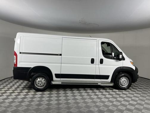 2023 RAM ProMaster 2500 Base