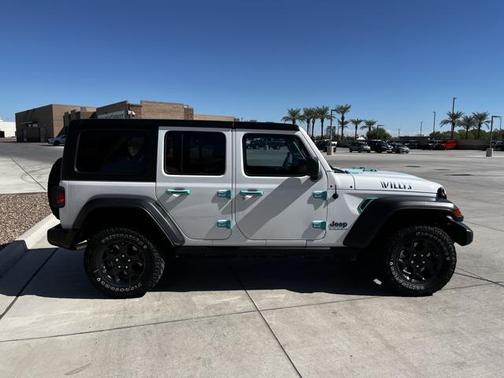 2023 Jeep Wrangler 4xe Willys