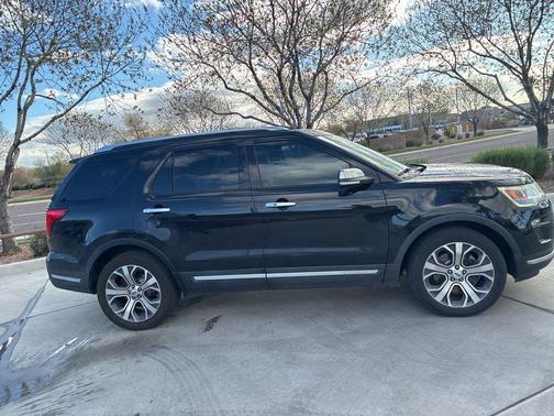 2018 Ford Explorer Platinum