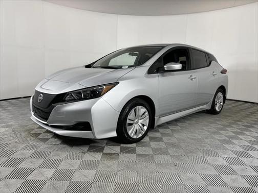 2024 Nissan Leaf S