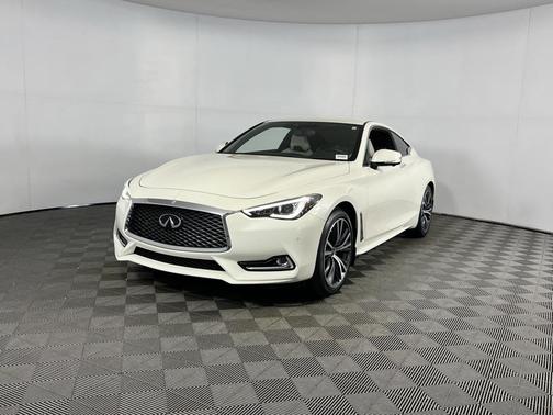 2022 INFINITI Q60 LUXE AWD