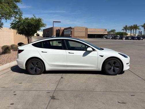 2023 Tesla Model 3 Standard Range