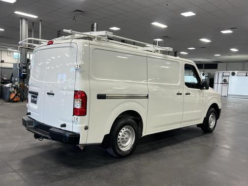 2021 Nissan NV Cargo NV1500 S V6