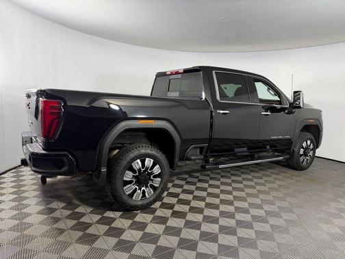 Onyx Black 2024 GMC Sierra 2500 Denali