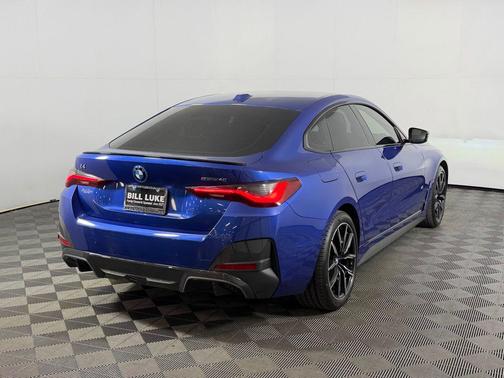 Portimao Blue Metallic 2023 BMW i4 Gran Coupe eDrive40