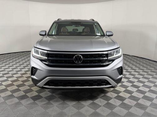 2023 Volkswagen Atlas 3.6L SE w/Technology