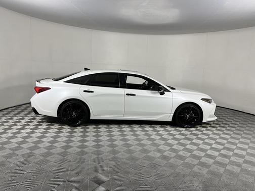 2021 Toyota Avalon XSE