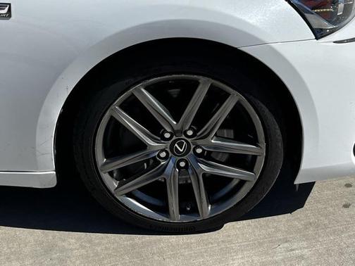 2018 Lexus IS 300 Base