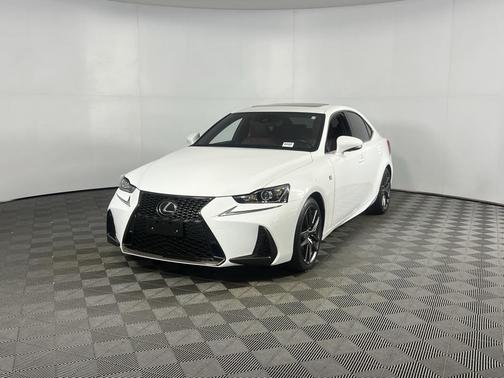 2018 Lexus IS 300 Base