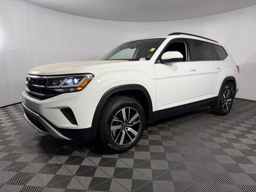 2023 Volkswagen Atlas 2.0T SE