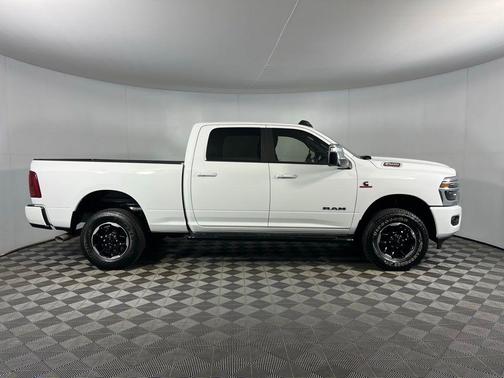 2025 RAM 2500 Laramie Crew Cab 4x4 6'4' Box