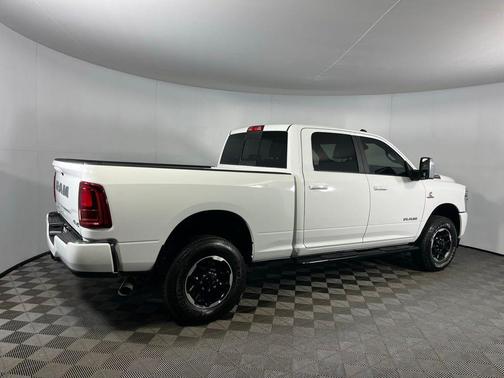 2025 RAM 2500 Laramie Crew Cab 4x4 6'4' Box