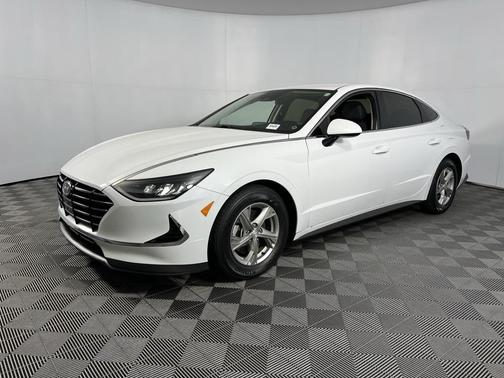 2021 Hyundai SONATA SE